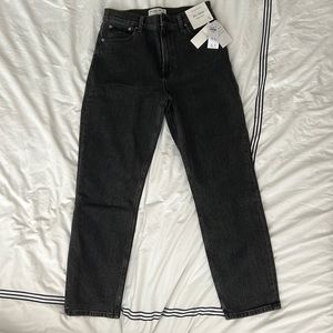 Abercrombie High Rise Black Mom Jeans Size: 27L